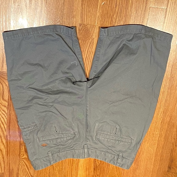 Men’s Dockers Shorts - size 32 - Picture 3 of 3